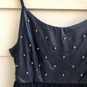 Cocktail dress with leather accent🔥 LIKE-NEW